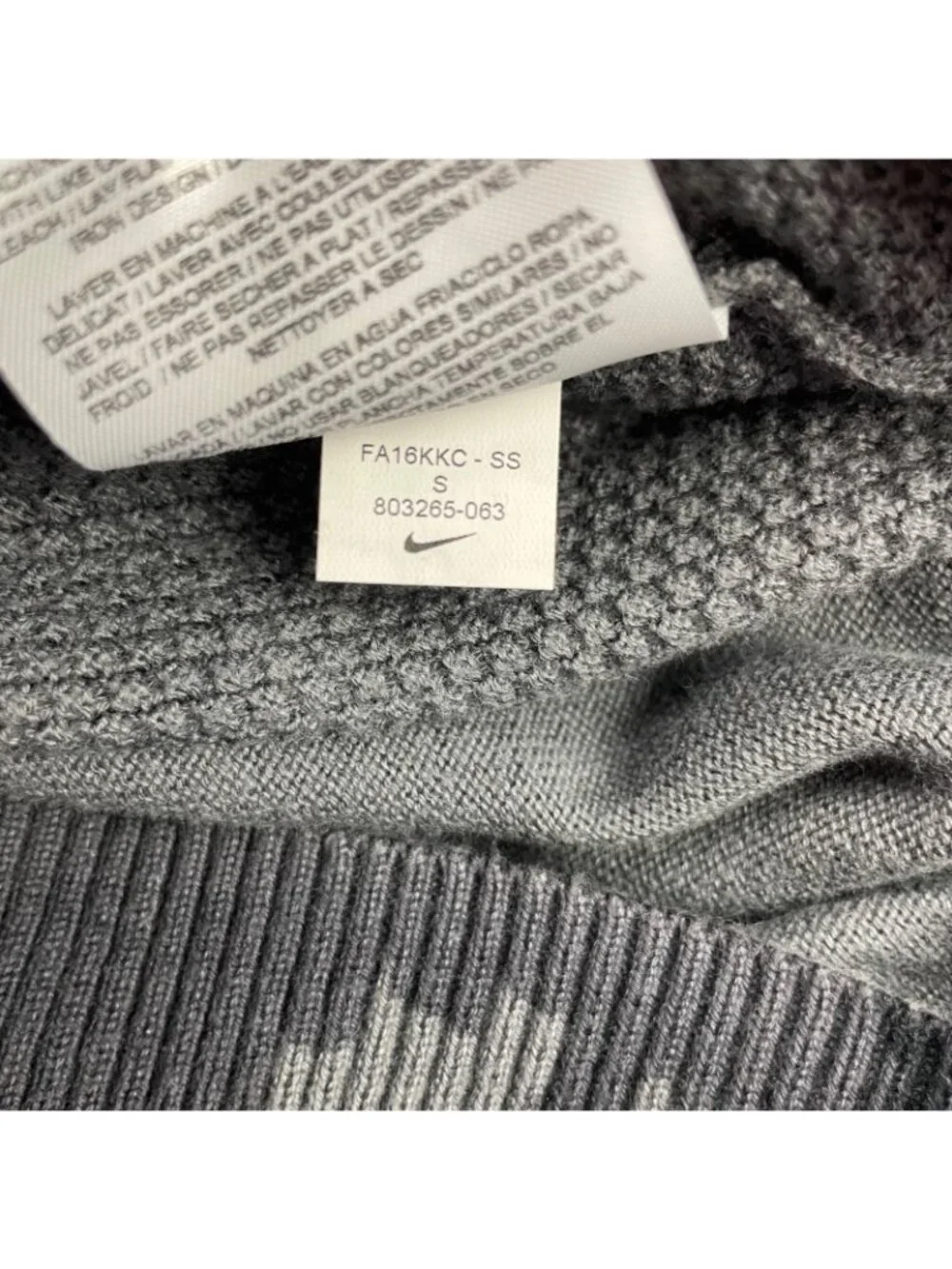 Nike Golf Men's 100% Cotton V-Neck Sweater Gray Camouflage • 803265-063 • Small